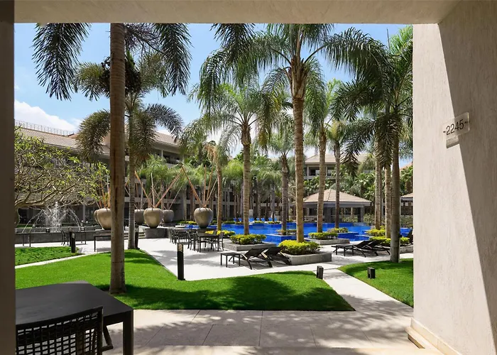 Dusit Thani Lakeview Cairo